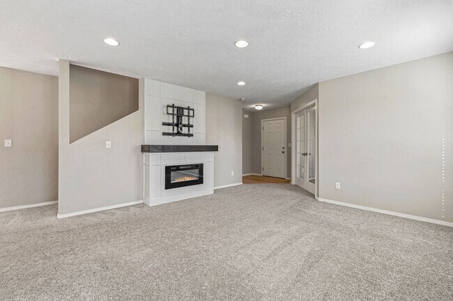 Foto del edificio - 12227 W Kempshire Dr