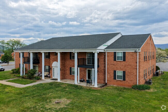 Foto del edificio - Brandon Point Apartments