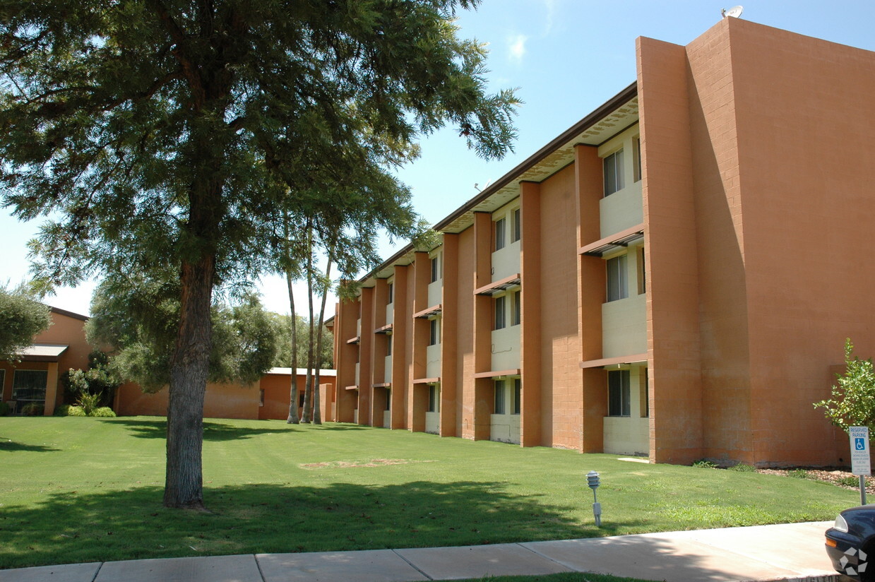 Foto del edificio - Paradise Valley Baptist Retirement Center