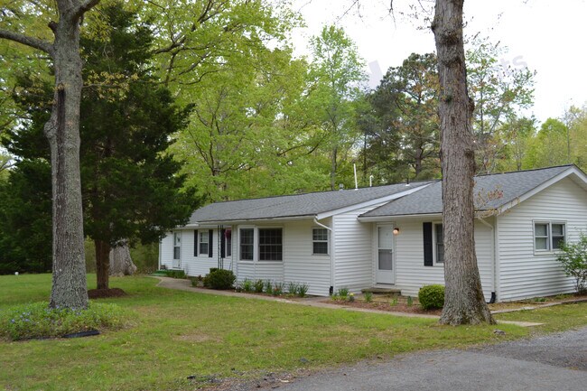 Foto del edificio - 20901 Hermanville Rd