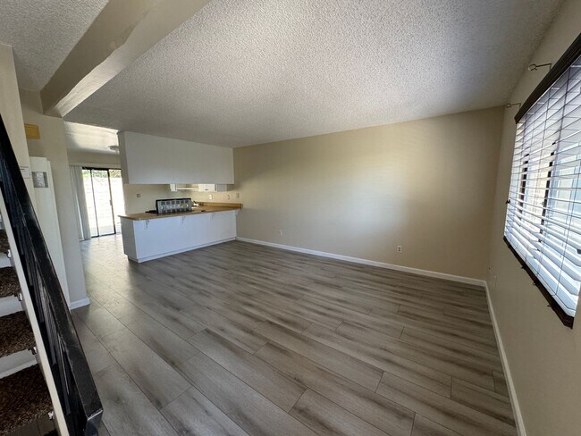 Building Photo - 540 Union Ave #E Old Orcutt