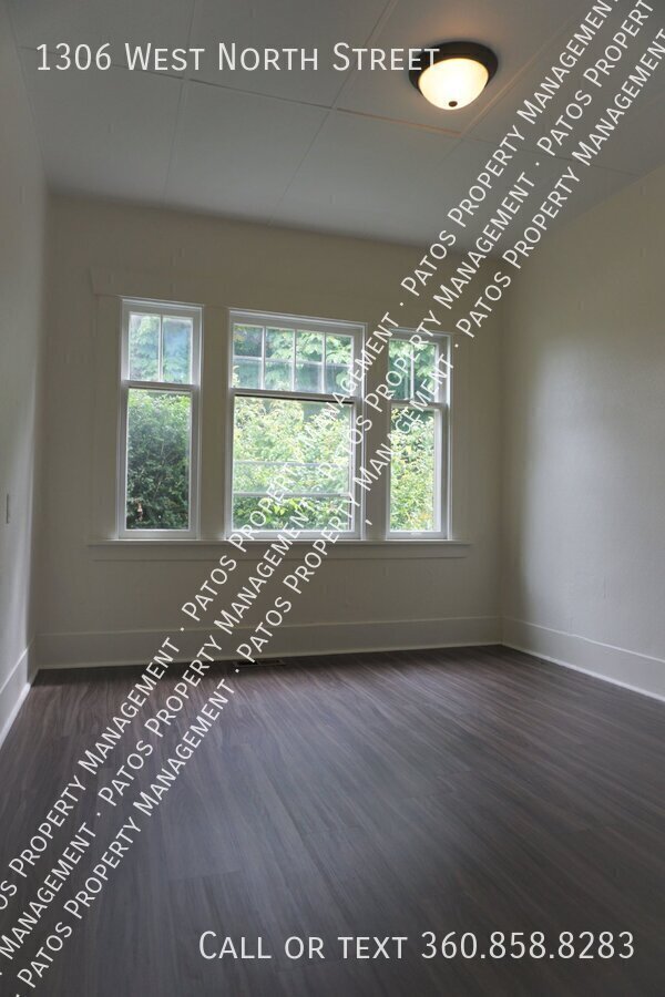 Foto del edificio - 1306 W North St