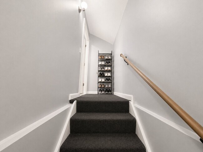 Foto del edificio - 5361 Lake Rd S