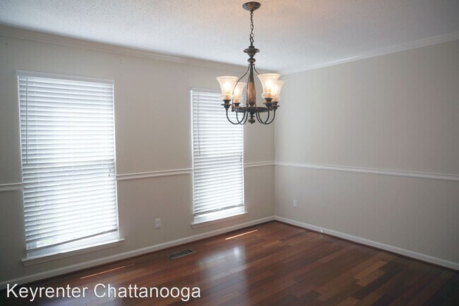 Building Photo - 4 br, 2.5 bath House - 2949 Old Britain Ci...