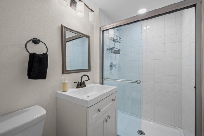 Foto del edificio - 2219 27th Ave