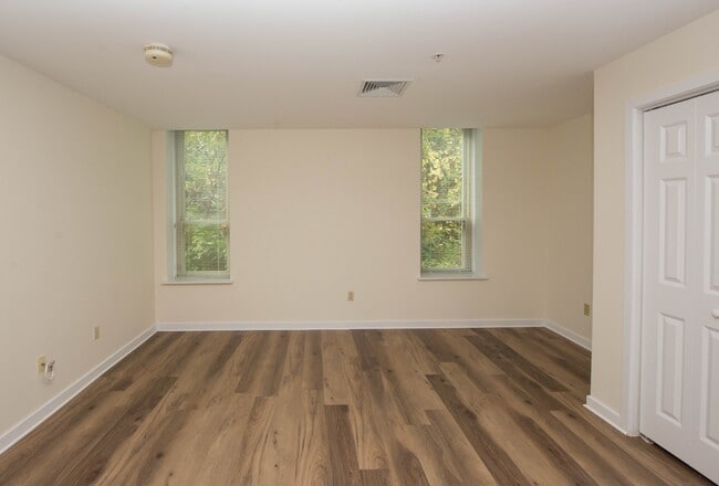 Interior Photo - Chestnut Hill East