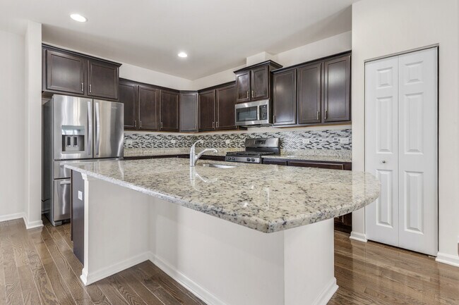 Building Photo - 4277 Liberty St