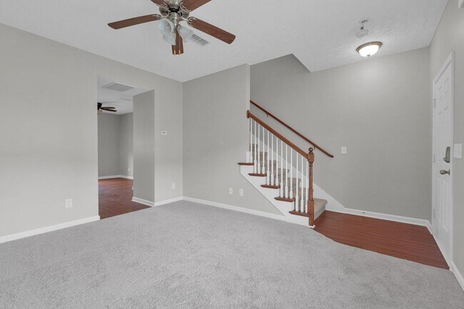 Foto del edificio - 807 Lower Park Pl
