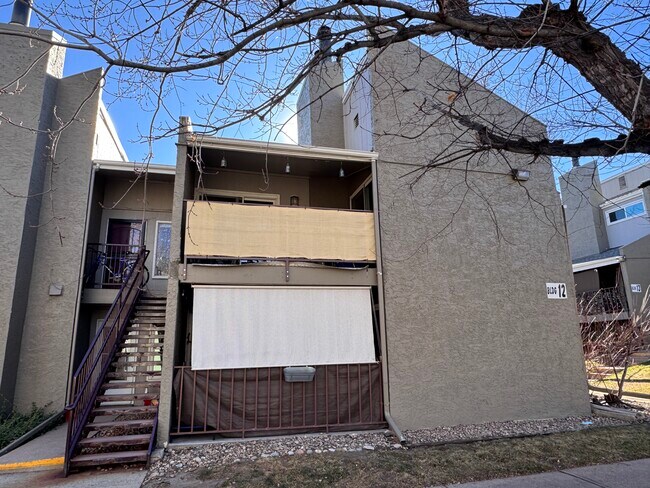 Foto del edificio - 5300 E Cherry Creek South Dr