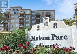 Building Photo - 8 Maison Parc Ct
