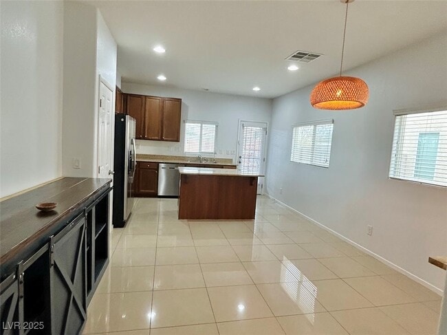 Building Photo - 5343 Rapunzel Ct