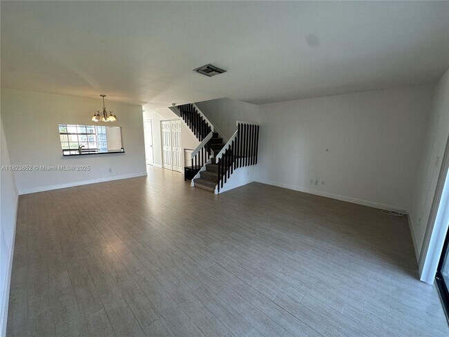 Foto del edificio - 10757 NW 11th St