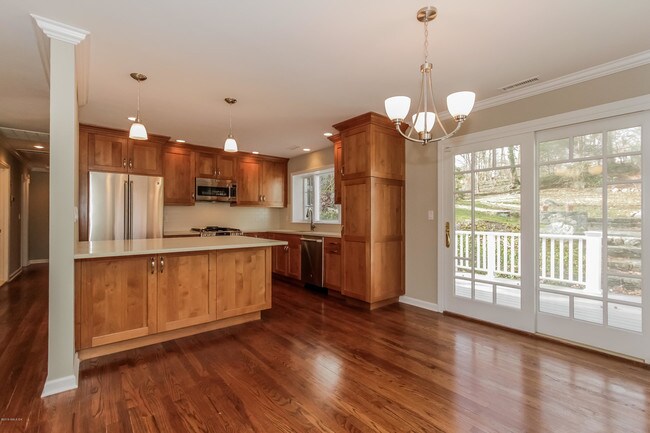 Foto del edificio - 52 Valleywood Rd