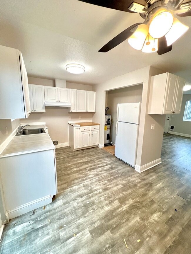 Building Photo - LUPUS01