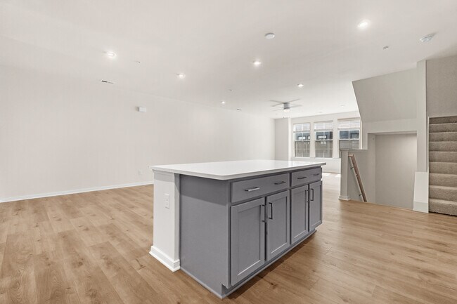 Foto del edificio - 2406 Ownby Ln