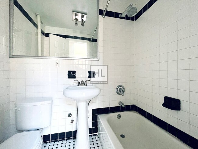 Building Photo - Amazing STUDIO | West 8th Street