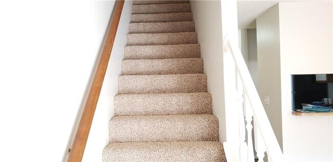 Foto del edificio - 736 W. Collins