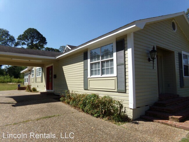 Building Photo - 4 br, 2 bath House - 1221 W. Barnett Springs