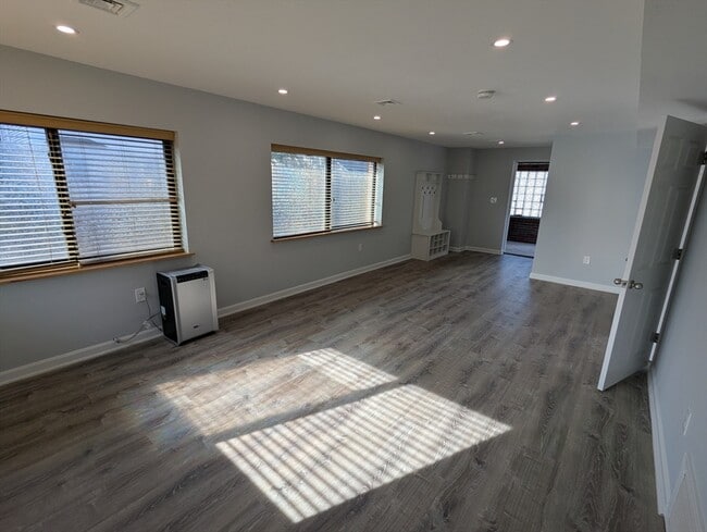 Foto del edificio - 19 Shepard St