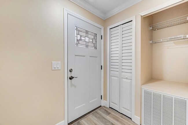 Building Photo - 3575 Muirfield Dr