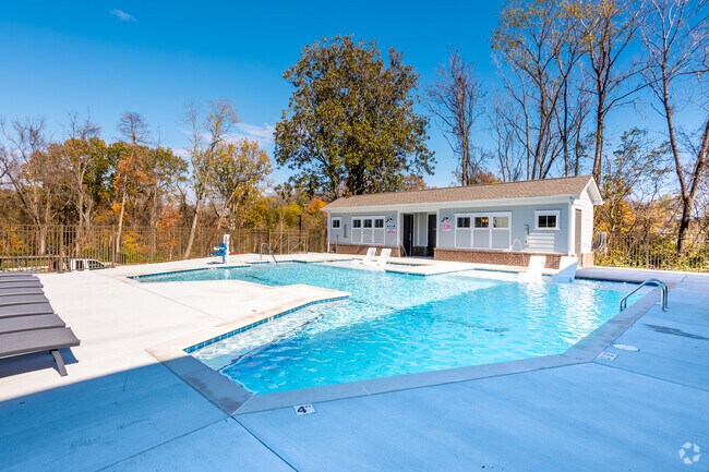 Piscina - Crest at Stones Branch