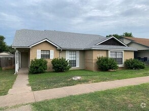 Building Photo - 12320 Alderbrook Dr