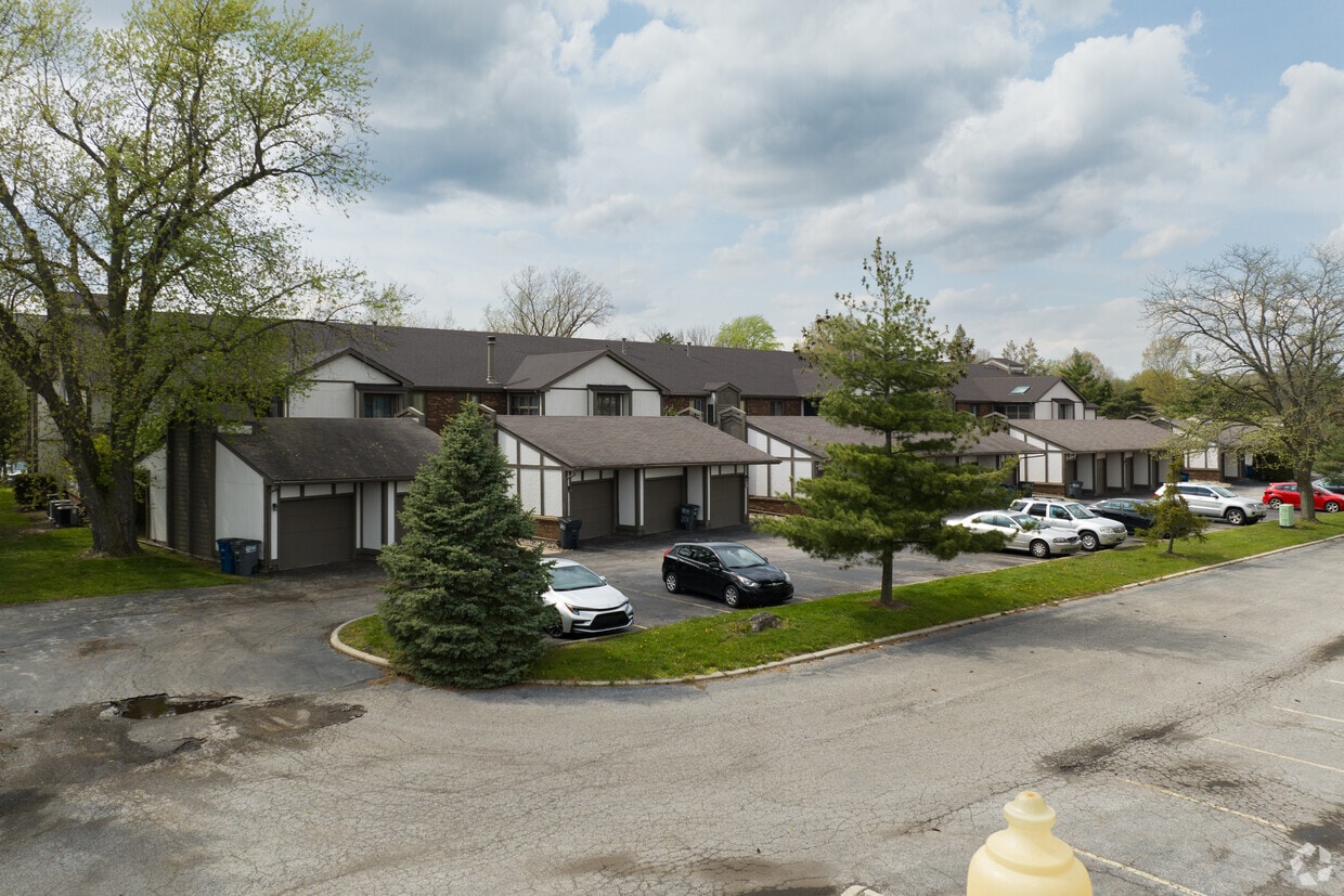 Primary Photo - 5713 Tibaron Ln