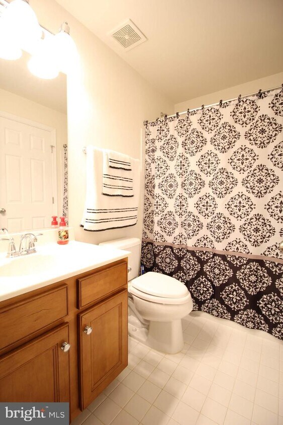 Foto principal - 18474 Quantico Gateway Dr