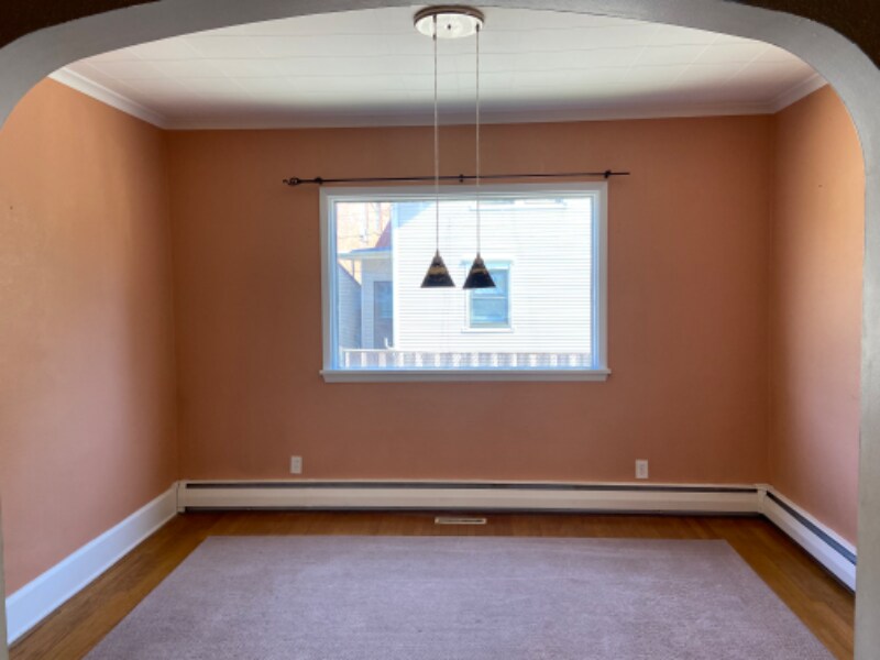 1516 Boyd Ave Unit Lower, Racine, WI 53405 Room for Rent in Racine