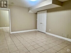 Building Photo - 14 Chimenti Ct