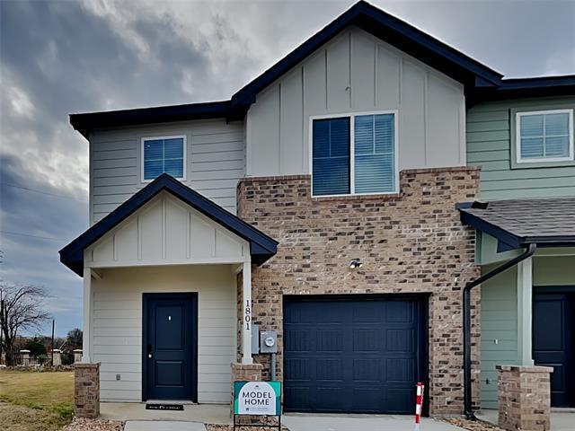Foto principal - 202 Briarwood Ln