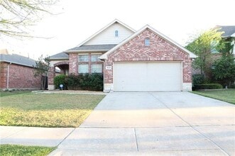 Building Photo - 9632 Hathman Ln