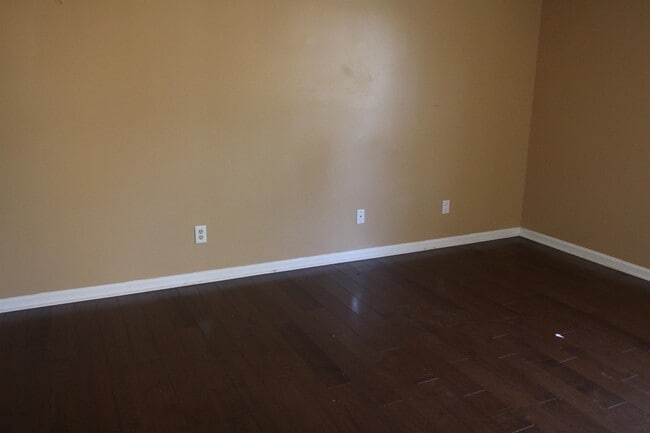 Building Photo - 116 Tocaste Ln