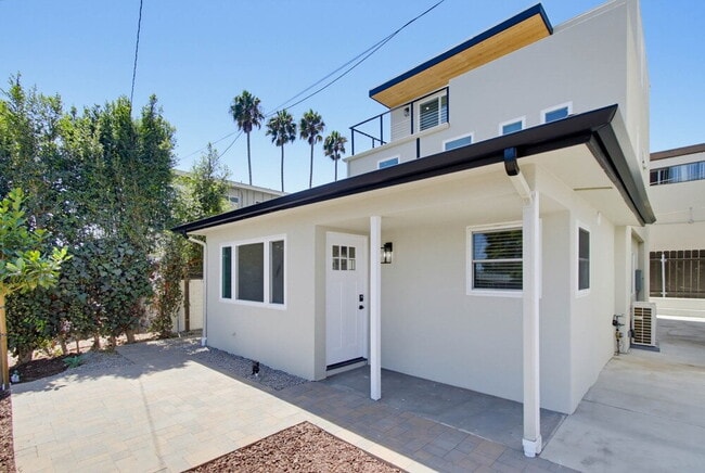 Building Photo - Pacific Beach Walking Distance To Mission Bay