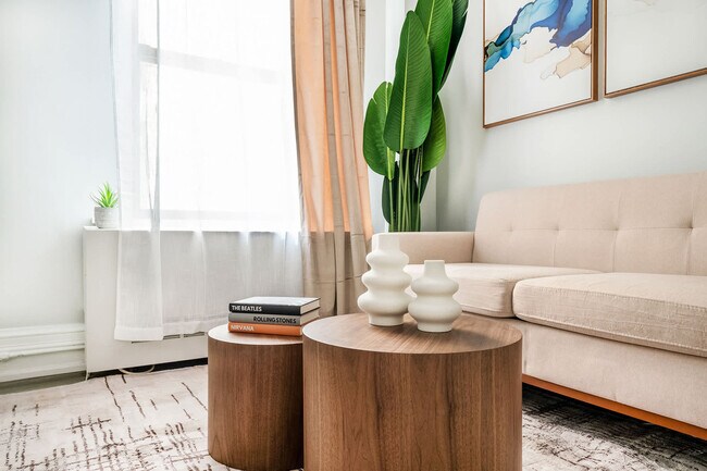 Foto del edificio - 234 W 73rd St