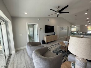 Building Photo - 834 Gulf Pavillion Dr