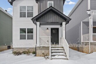 Building Photo - 839 Cumberland Dr