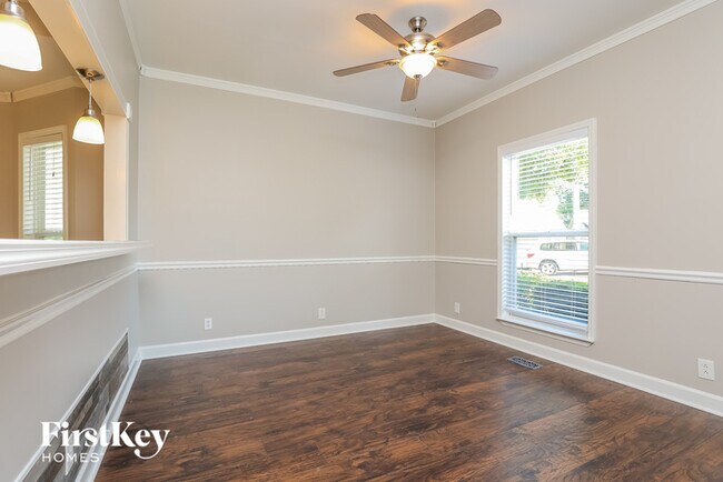 Foto del edificio - 221 Shoemaker Ct
