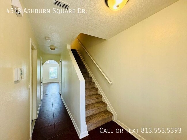 Photo - 4518 Ashburn Square Dr House