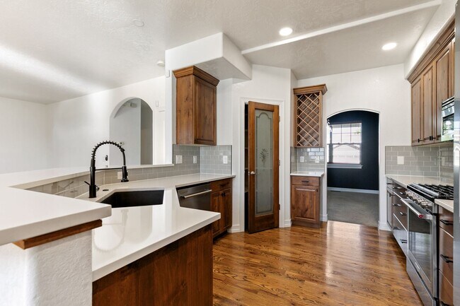 Building Photo - 3207 66th Ave Ct