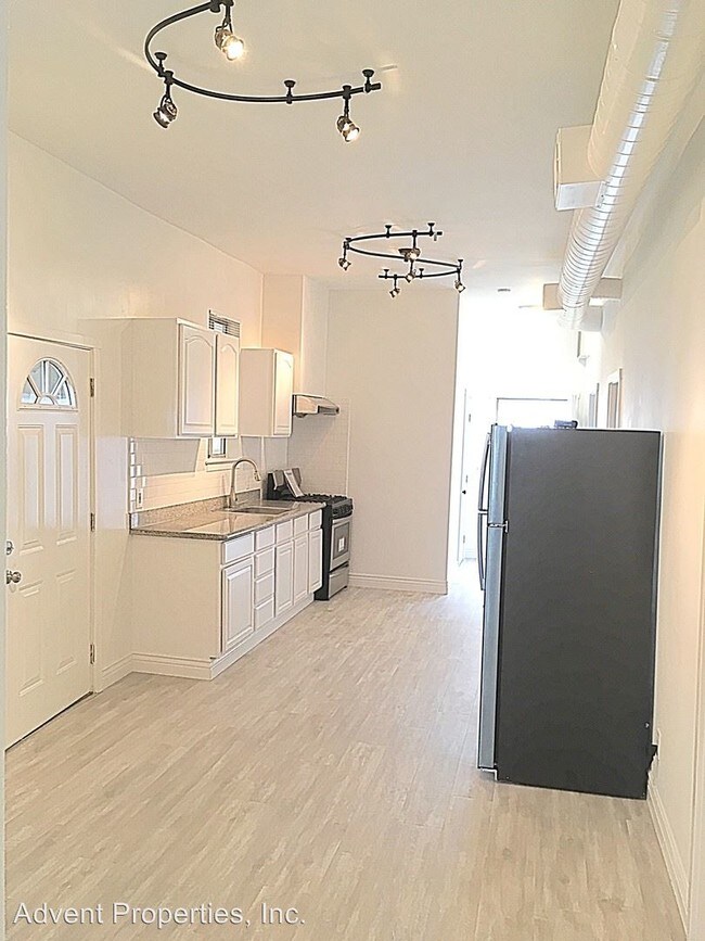 Foto del edificio - 4 br, 2 bath House - 907 Pine St