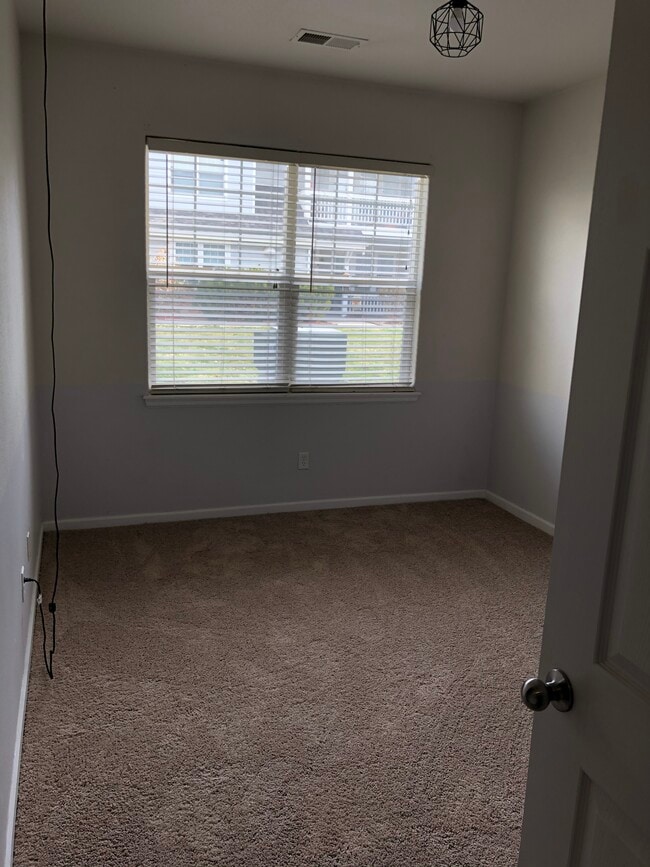 Guest room - 3752 Ponderosa Ct