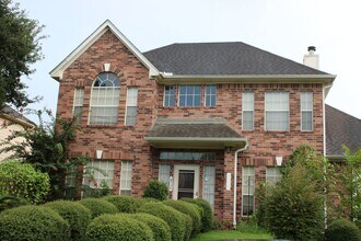 Building Photo - 6726 Trimstone Dr
