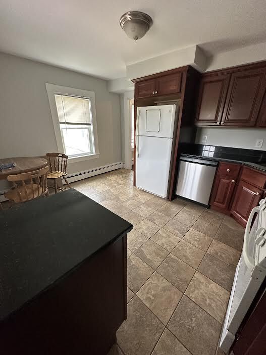 Building Photo - 27 McKenn St