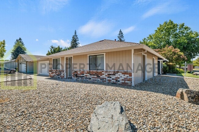 Foto del edificio - Desirable Pocket-Greenhaven Half-Plex for ...