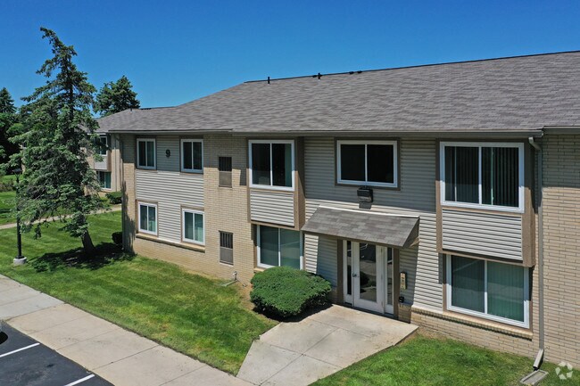 Foto del edificio - Chestnut Lake