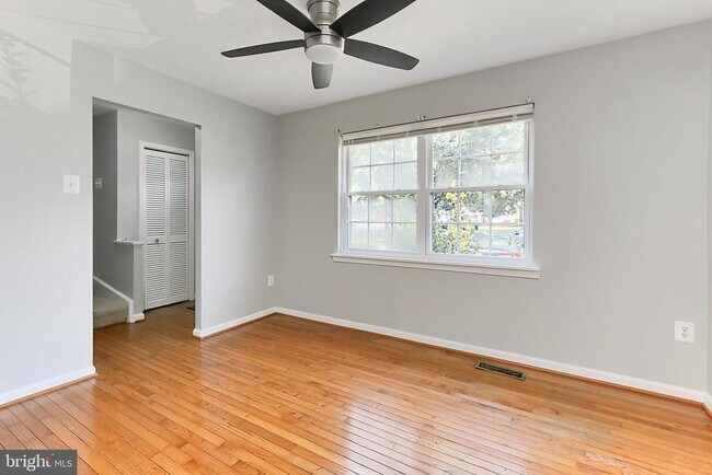 Foto del edificio - 7844 Snead Ln