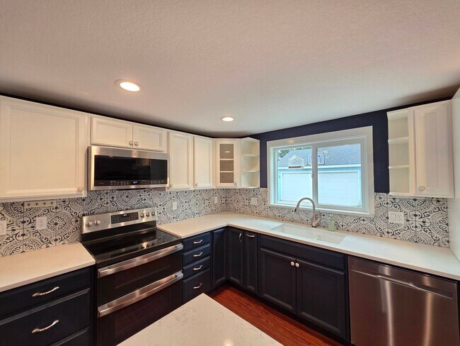 Foto del edificio - 417 Cottonwood Dr