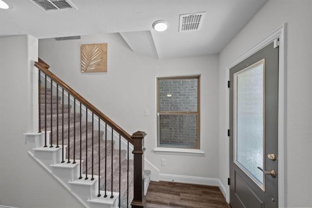 Foto del edificio - 112 Peach Orchard Ln