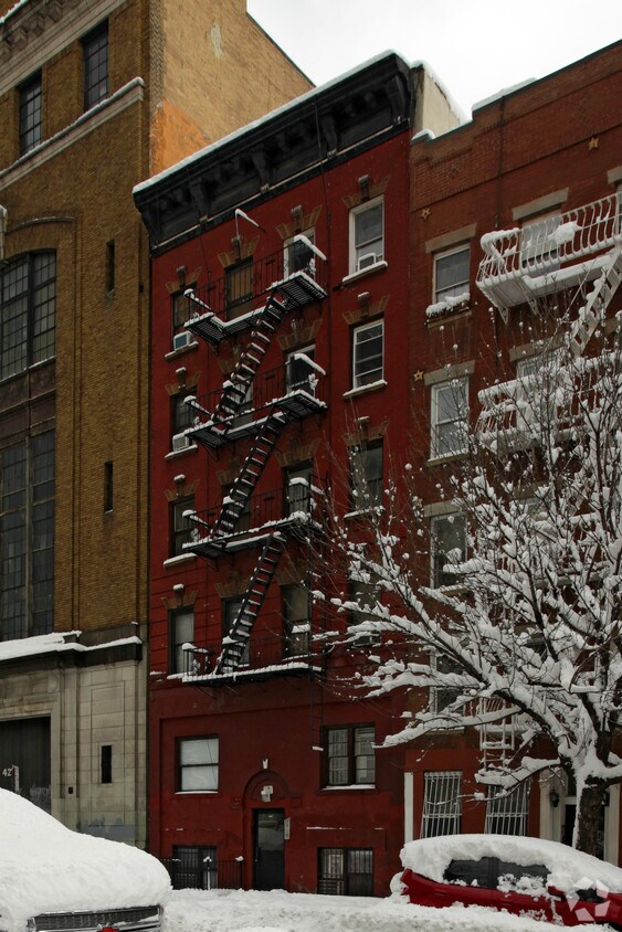 Foto del edificio - 425 E 6th St